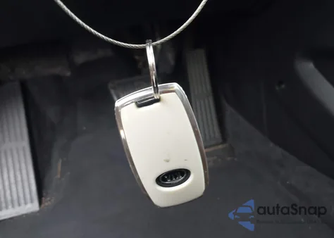 2017 Kia Forte Ex z USA, uszkodzony, nr VIN 3KPFN4A83HE092053